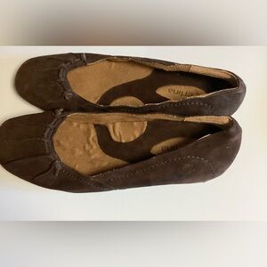 Perlina Woman’s Brown Flat Shoes Size 8M New Price Is Firm
